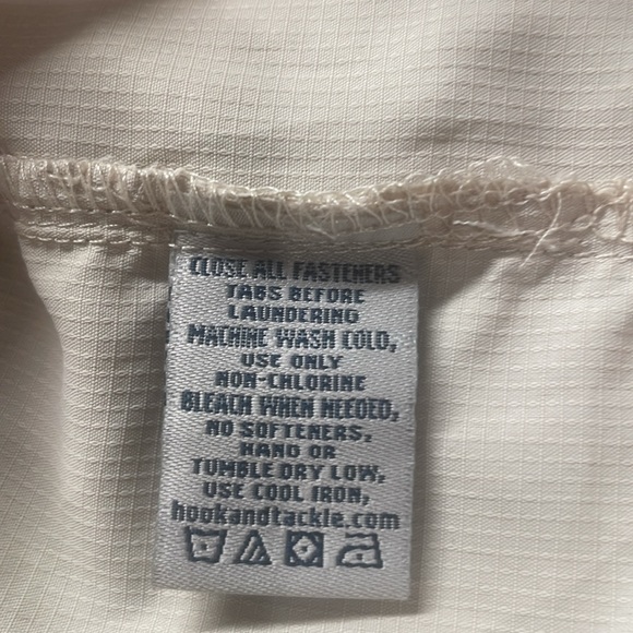 Hook & tackle shirt short sleeves nylon 50 SPF repels water dries fast men’s S - Picture 16 of 16